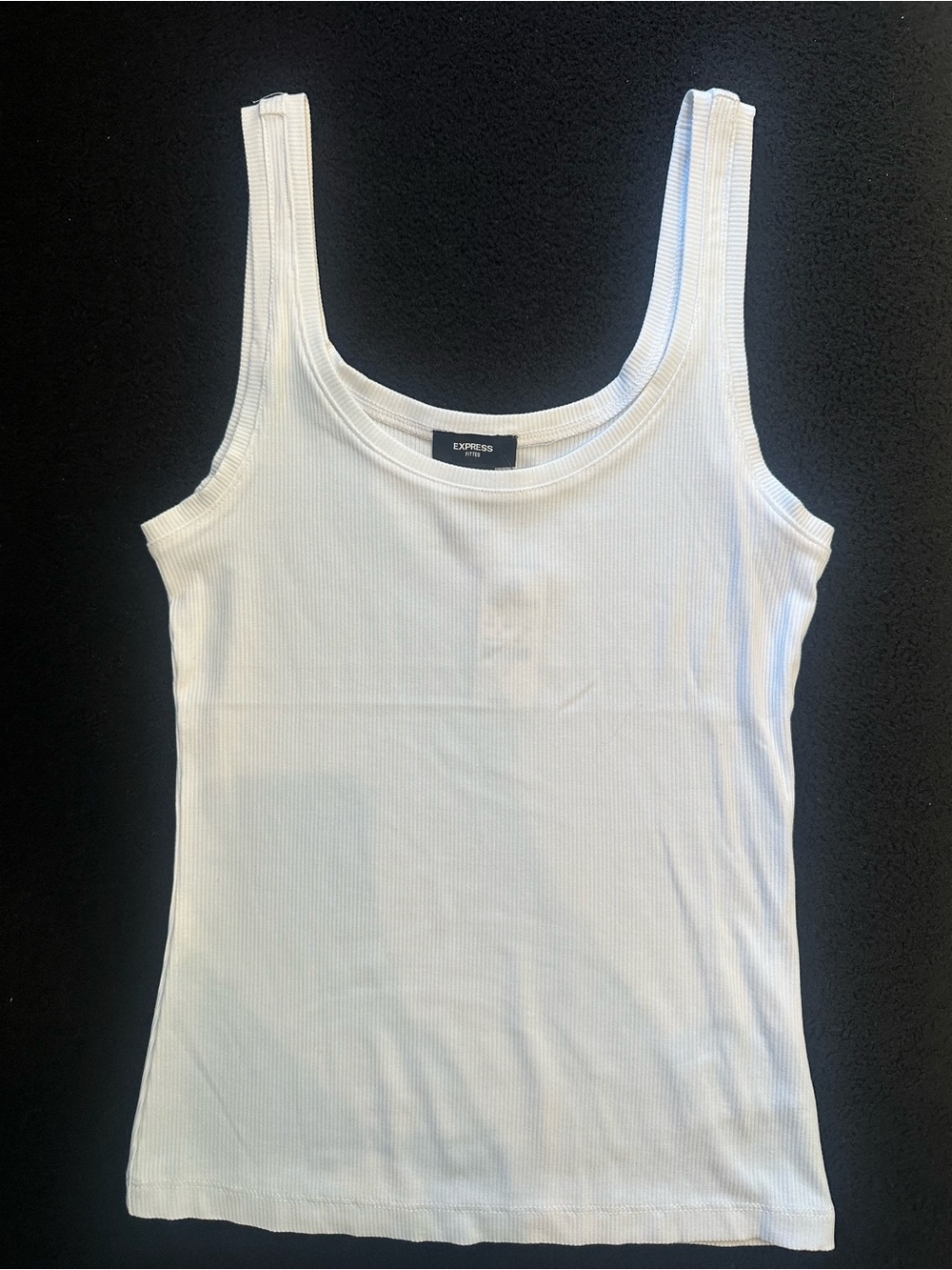 Express Essential Fitted Ribbed Scoop Neck Sleeveless Tank